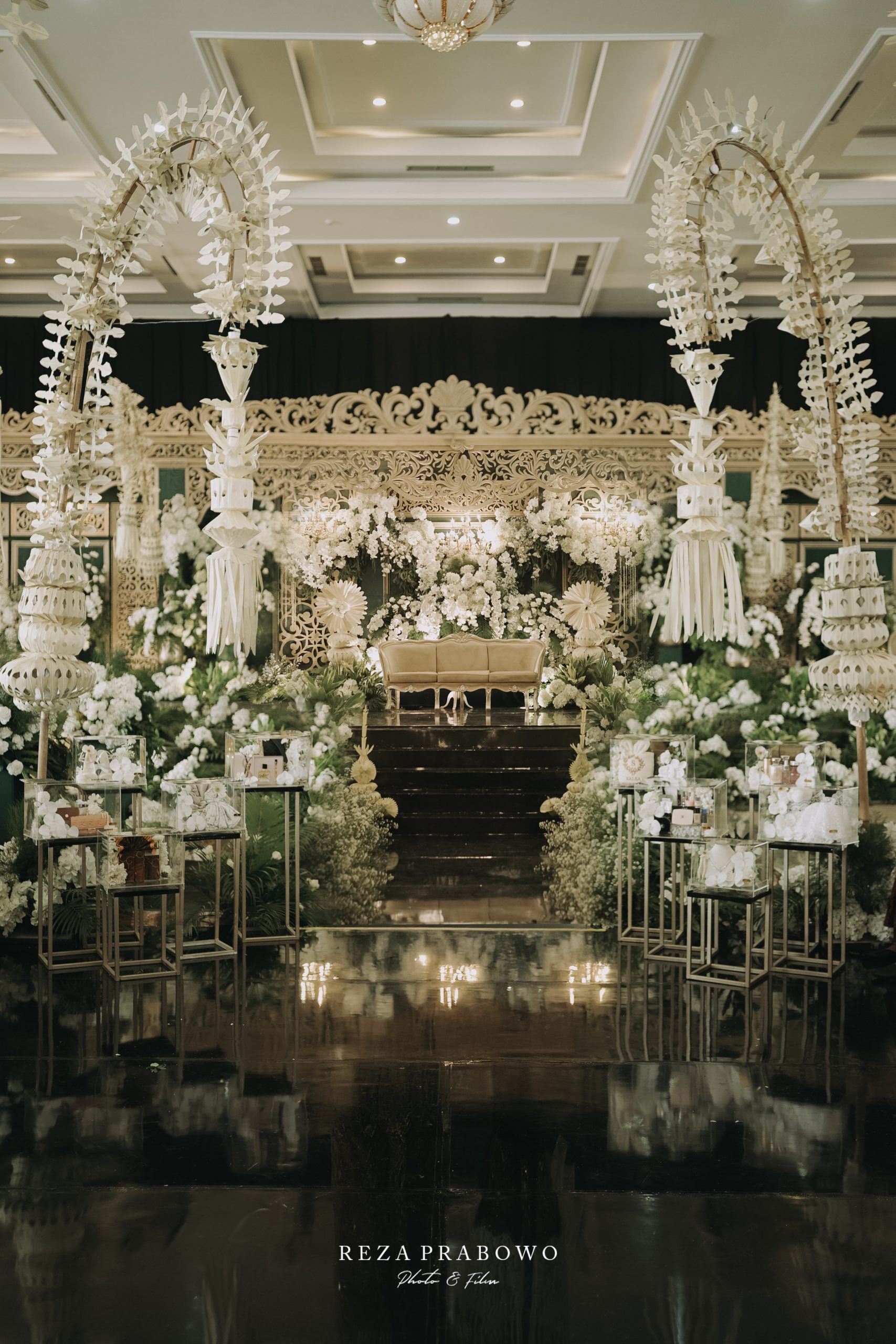 Watermark-Salsa-Wedding-Reza-Prabowo-01762-2